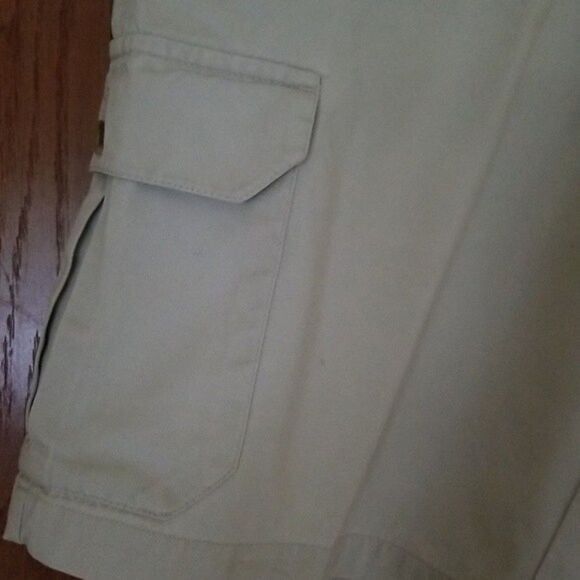 Geoffrey Beene tan cargo shorts size 32 - Picture 3 of 7